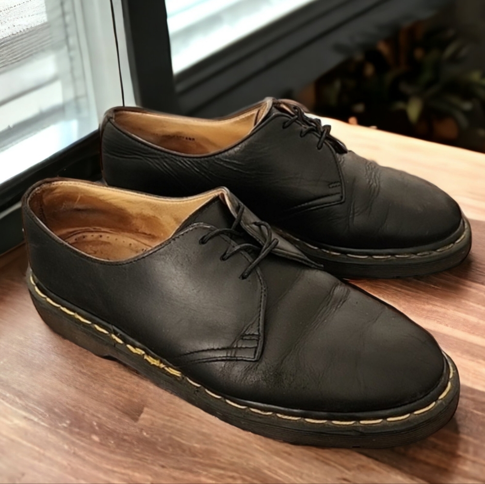 DR. MARTENS 1461 Made in England 9 Vintage Brown Leather 3 Eye Loafers Y2K Docs - Picture 16 of 17